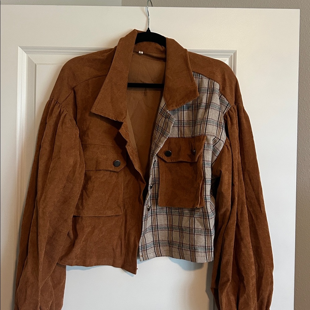 Cropped Brown and Plaid Jacket with wide sleeves!
